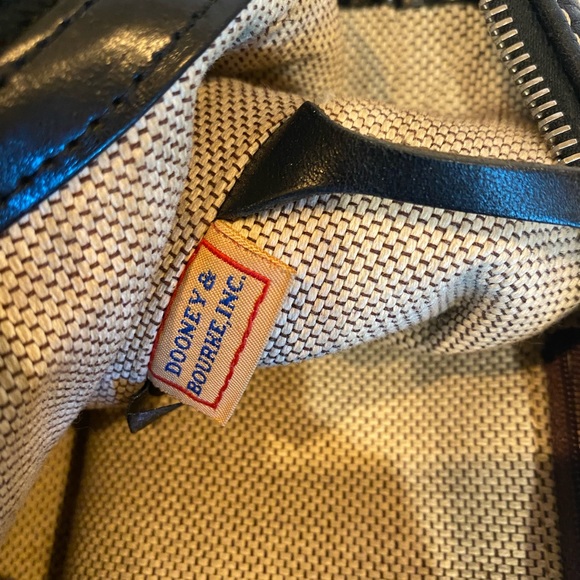 Dooney and Bourke Leather Bag - Picture 8 of 8